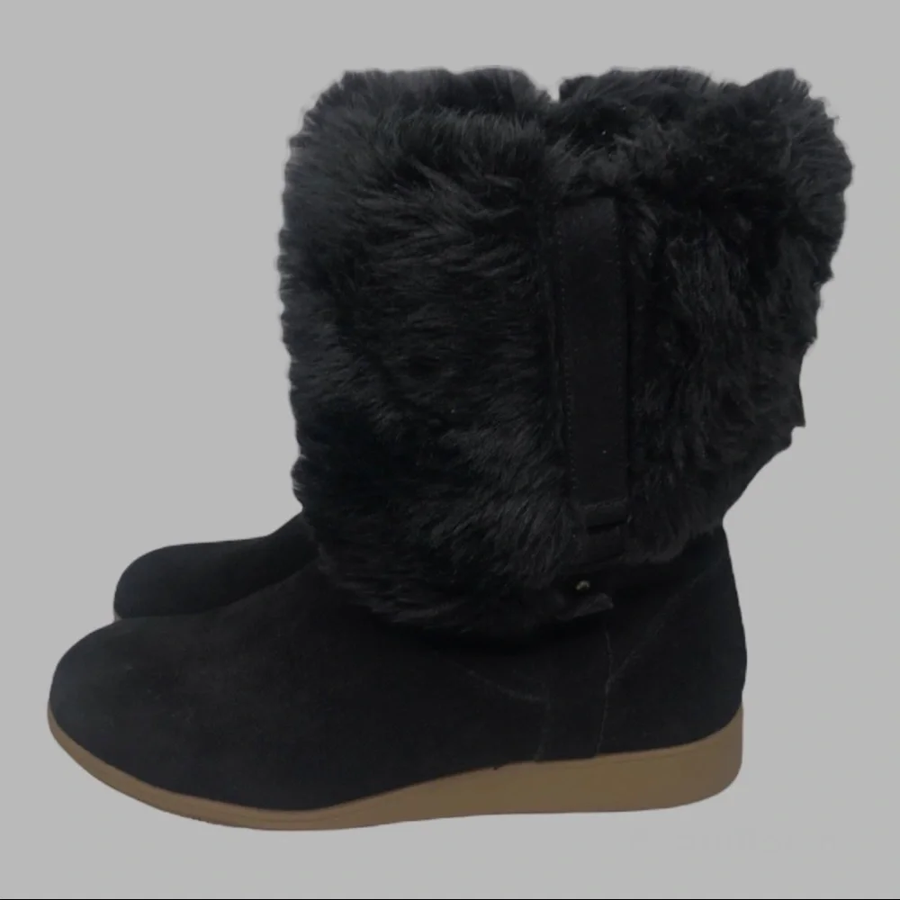 LANDS END Black Suede and Fur Mendota Winter Boots - Picture 3 of 6